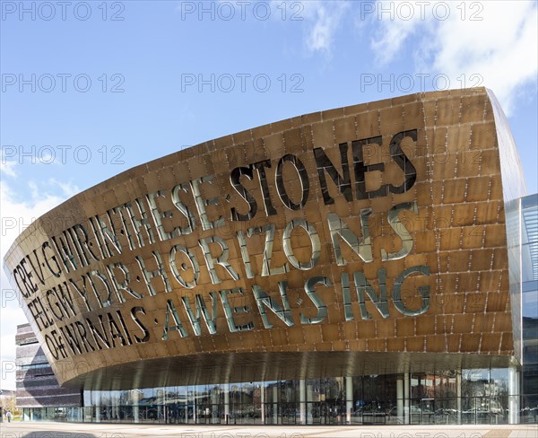 Wales Millennium Centre, Canolfan Mileniwm Cymru, Cardiff Bay, Cardiff, South Wales, UK spend 2004