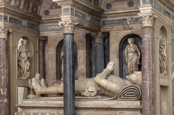 Memorial tomb of Sir William Cordell 1524-1581 Holy Trinity Church, Long Melford, Suffolk, England, UK