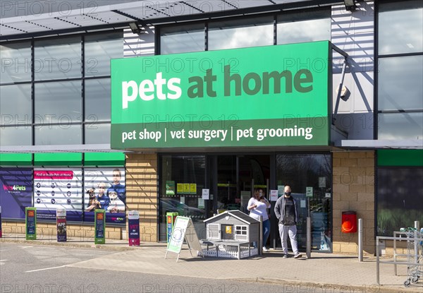 Pets at Home shop store, Martlesham, Suffolk, England, UK pet shop