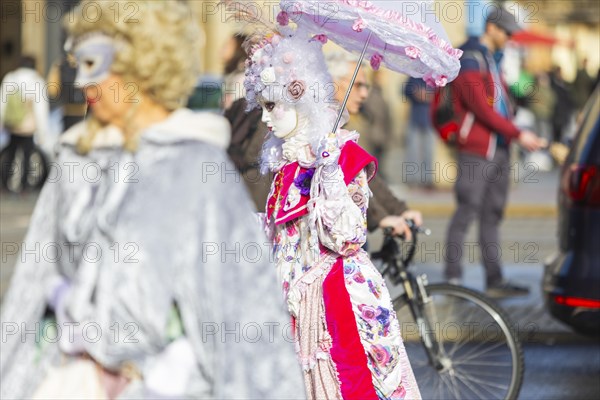 LUST & PASSION & JOY OF LIFE, for the joy of the masquerade, the Elbvenezian Carnival took place in Dresden on the weekend in front of Rose Monday. The highlight was the joint stroll through the historic centre with masks in robes in the style of the Elbe Venetian Carnival from the Neumarkt through the Altmarktgalerie, the Schlossstrasse, through the Stallhof, along the Fuerstenzug, onto the Bruehlsche Terrasse and into the Bruehlsche Garten, Dresden, Saxony, Germany, Europe