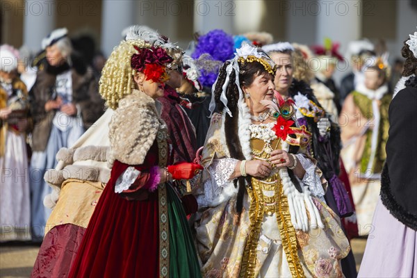 LUST & PASSION & JOY OF LIFE, for the joy of the masquerade, the Elbvenezian Carnival took place in Dresden on the weekend in front of Rose Monday. The highlight was the joint stroll through the historic centre with masks in robes in the style of the Elbe Venetian Carnival from the Neumarkt through the Altmarktgalerie, the Schlossstrasse, through the Stallhof, along the Fuerstenzug, onto the Bruehlsche Terrasse and into the Bruehlsche Garten, Dresden, Saxony, Germany, Europe