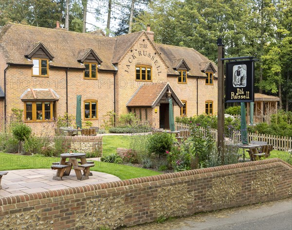 The Jack Russell pub and hotel, Faccombe, Hampshire, England, UK