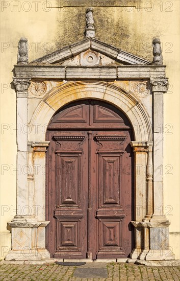 Doorway of Church Igreja Matriz de Nossa Senhora da Assuncaoin, village of Alvito, Beja District, Baixo Alentejo, Portugal, southern Europe, Europe