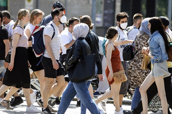 Crowds shopping at Alexanderplatz in Berlin. After the incidence rates fall and the lockdown ends, normal life returns to the cities, 05.06.2021