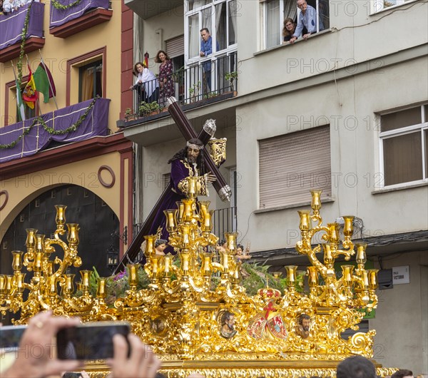 â€˜La Magna: camino de la gloria' religious procession through city streets to commemorate the centenary of brotherhood groups. Malaga, Spain. 30th Oct, 2021 Cofradia de Nuestro Padre Jesus El Rico y Maria Santisima del Amor