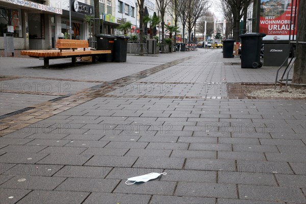 Symbolic of the coronavirus crisis in Germany: the deserted pedestrian zone in Ludwigshafen (Rhineland-Palatinate)