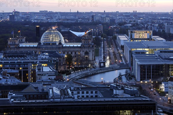 Reichstag and Chancellery in the evening, Berlin, 21.04.2021