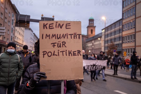 Frankfurt: Large demonstration against the corona measures. The organiser estimates the number of participants at 20, 000