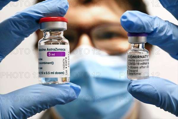 Vaccination vials with the Covid19 Biontech Pfizer vaccine Comirnaty and the Covid19 vaccine Astra Zenica in a vaccination centre, Schoenefeld, 26.02.2021