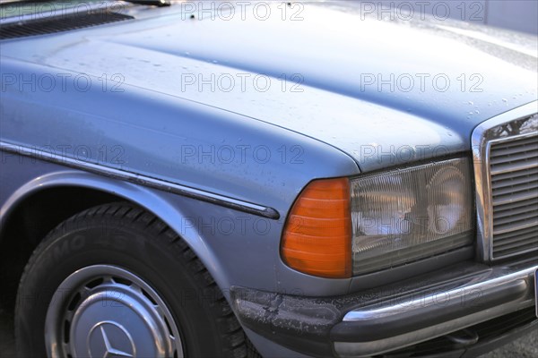 Close-up of a Mercedes from the legendary W-123 series