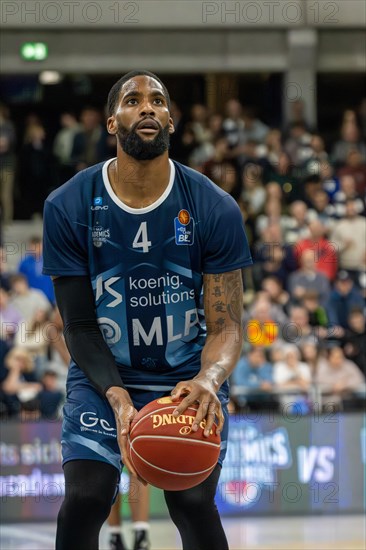 09.02.2024, easy Credit BBL, German Basketball League, Matchday 20) : MLP Academics Heidelberg against Basketball Lions Braunschweig (final score 76:94) . Free throw by Elijah Childs (Heidelberg)