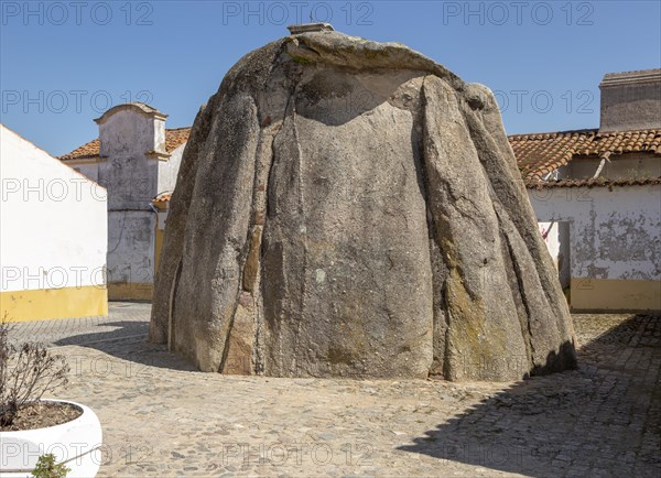 Anta de Pavia, Chapel Dolmen, Pavia village, Alentejo, Portugal, Southern Europe neolithic burial monument converted to Christian chapel, Europe