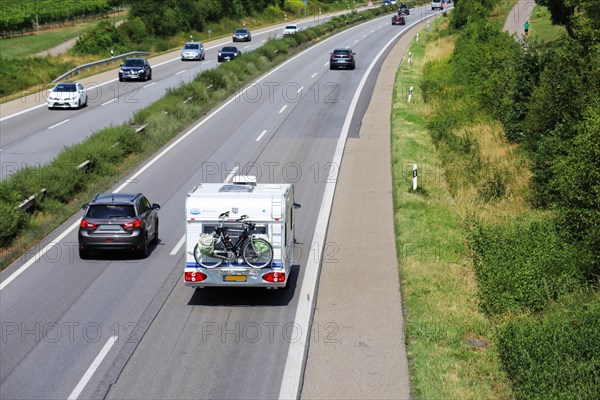 Caravan on the motorway (A 65 near Landau, Rhineland-Palatinate)