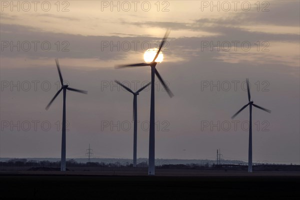 Windmills in a wind farm, Nauen, 03/03/2021