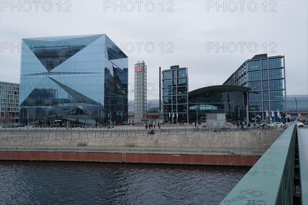 A view of the Deutsche Bahn Main Station in Berlin with the River Spree in the foreground. Berlin, Germany, Europe