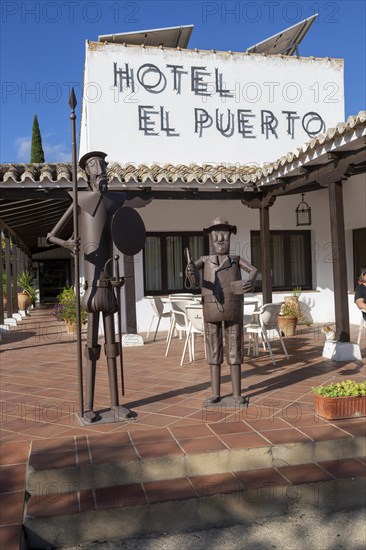 Sculpture of Don Quixote and Sancho Panza, Hotel el Puerto, Puerto Lapice, Castilla-La Mancha, Spain, Europe