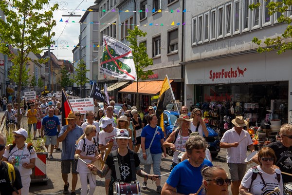 Demonstration in Landau, Palatinate: The demonstration was directed against the government's planned corona measures. There were also calls for peace negotiations instead of arms deliveries and effective measures to curb inflation