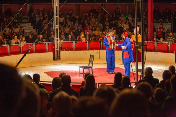 Ludwigshafen 24.12.2023: Performance of the Ludwigshafen Christmas Circus on Christmas Eve