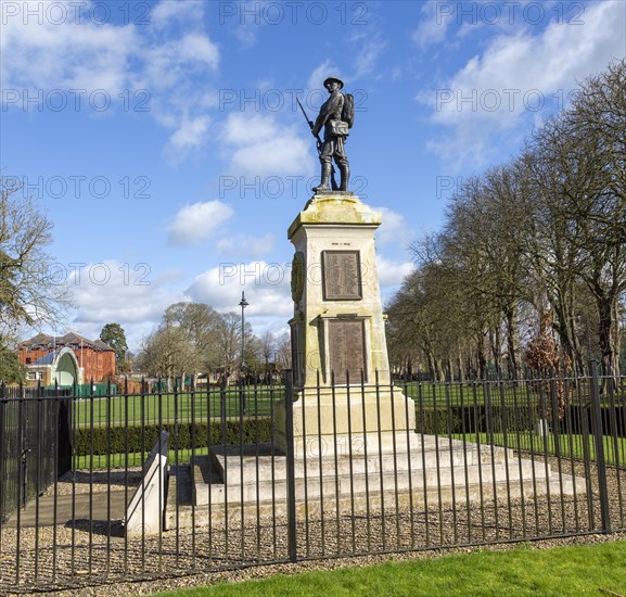 War memorial bronze soldier and gun by P. G. Bentham c 1920, Trowbridge, Wiltshire, England, UK