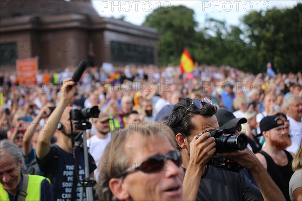 Major demonstration Berlin invites Europe - A celebration of peace and freedom Berlin 29 August 2020: Speech by Robert F. Kennedy Jr