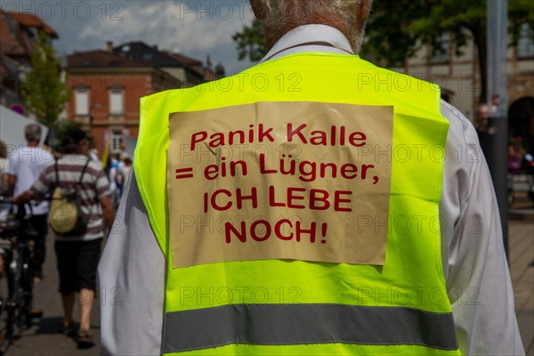 Demonstration in Landau, Palatinate: The demonstration was directed against the government's planned corona measures. There were also calls for peace negotiations instead of arms deliveries and effective measures to curb inflation