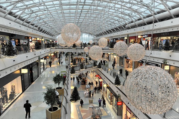 Centro Vasco da Gama shopping centre, Lisbon, Portugal, Europe