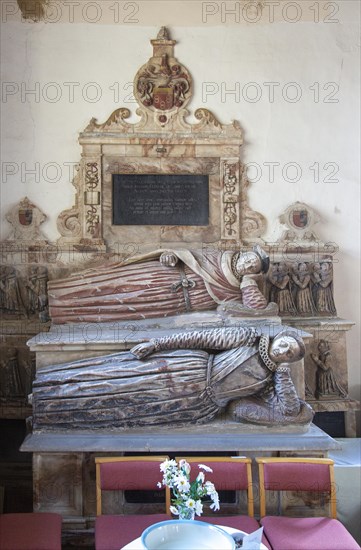 Village parish church Holbrook, Suffolk, England, UK, John Clenche tomb d 1607 and Margarie his daughter-in-law