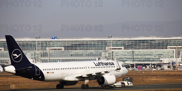 A Lufthansa passenger aircraft at Frankfurt Airport