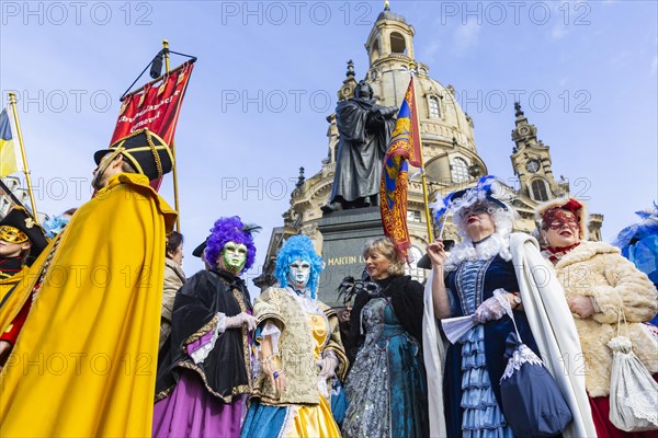 LUST & PASSION & JOY OF LIFE, for the joy of the masquerade, the Elbvenezian Carnival took place in Dresden on the weekend in front of Rose Monday. The highlight was the joint stroll through the historic centre with masks in robes in the style of the Elbe Venetian Carnival from the Neumarkt through the Altmarktgalerie, the Schlossstrasse, through the Stallhof, along the Fuerstenzug, onto the Bruehlsche Terrasse and into the Bruehlsche Garten, Dresden, Saxony, Germany, Europe