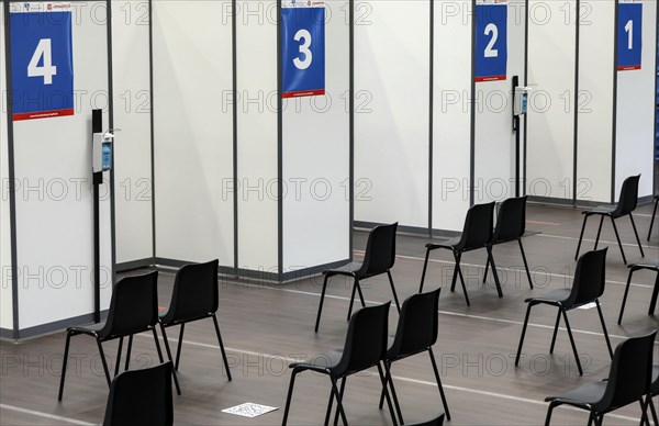 Waiting room in a vaccination centre, Rathenow, 14.04.2021