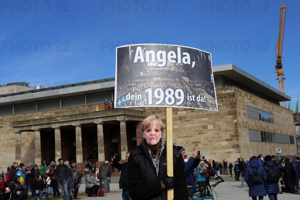 Large demonstration by critics of the corona measures in Kassel: Protests took place simultaneously in many countries under the motto World Wide Demonstration for Freedom, Peace and Human Rights