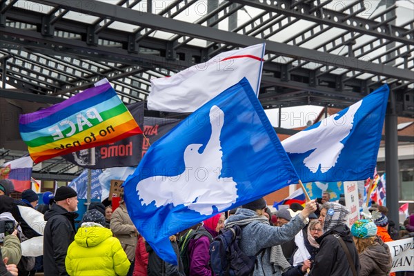 A large peace demonstration took place in Ramstein. Several thousand participants demonstrated under the slogan AMI STOP arms exports to Ukraine