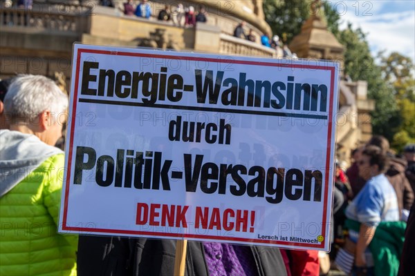 Citizens' protests in Mannheim. Among other things, the participants held signs to protest against arms deliveries, Russia sanctions and the associated energy crisis