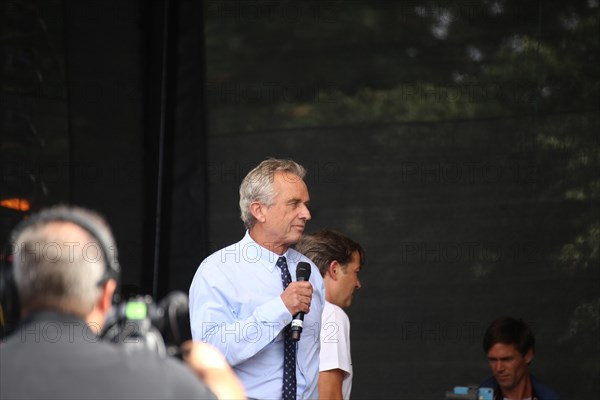 Major demonstration Berlin invites Europe - A celebration of peace and freedom Berlin 29 August 2020: Speech by Robert F. Kennedy Jr