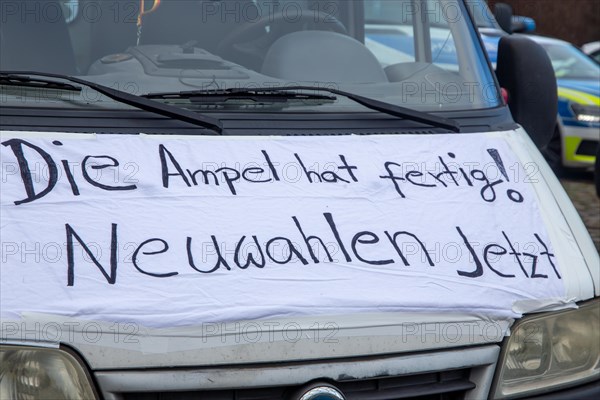 Farmers' protests in Ludwigshafen am Rhein: large demonstration by farmers from the Southern Palatinate and the Vorderpfalz at the Friedrich-Ebert-Halle