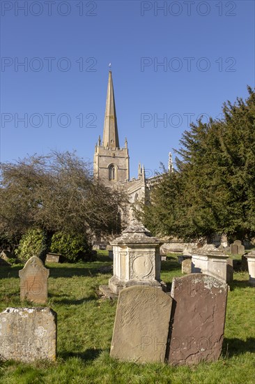 Church of Saint Lawrence, Lechlade, Gloucestershire, England, UK