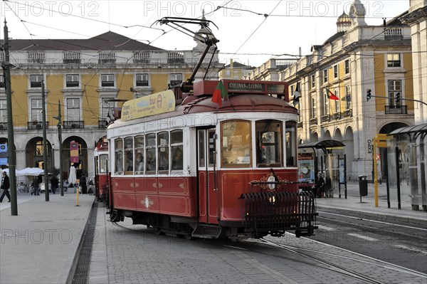 Yellowbus Official Sightseeing Tours, Tram Tours, Lisbon, Lisboa, Portugal, Europe