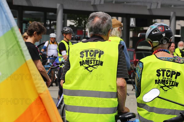 Ramstein 2021 peace camp bicycle demonstration: A bicycle demonstration took place on Saturday under the motto Stop Ramstein Air Base, organised as a rally from the starting points in Kaiserslautern, Kusel, Pirmasens and Homburg