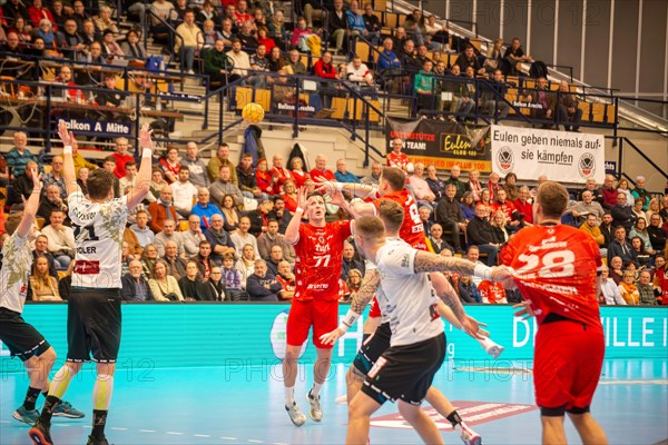 Match scene Eulen Ludwigshafen against HC Elbflorenz 2006 (2. Handballbundesliga, final score 31:29)