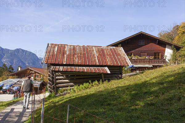 Graseck Alm with huts and hiking trail, Garmisch-Partenkirchen, Werdenfelser Land, Upper Bavaria, Bavaria, Germany, Europe