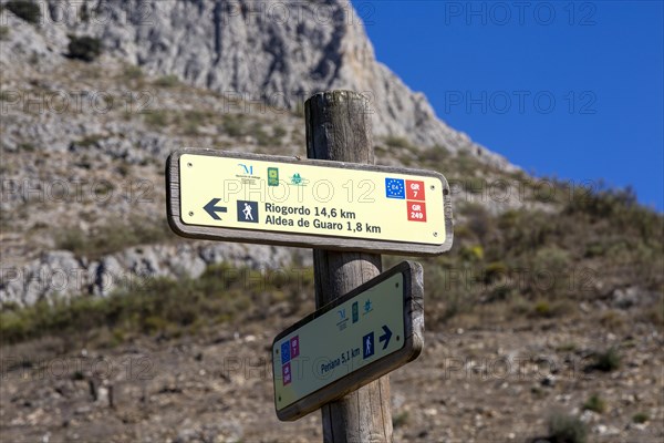 Signpost waymark for long distance footpath GR-249, Gran Senda de Malaga, Periana, Axarquia, Andalusia, Spain, Europe