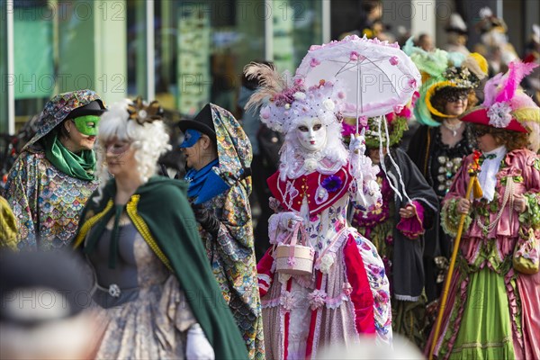 LUST & PASSION & JOY OF LIFE, for the joy of the masquerade, the Elbvenezian Carnival took place in Dresden on the weekend in front of Rose Monday. The highlight was the joint stroll through the historic centre with masks in robes in the style of the Elbe Venetian Carnival from the Neumarkt through the Altmarktgalerie, the Schlossstrasse, through the Stallhof, along the Fuerstenzug, onto the Bruehlsche Terrasse and into the Bruehlsche Garten, Dresden, Saxony, Germany, Europe