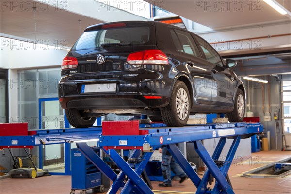 VW Golf at TUeV (Ludwigshafen, Germany)