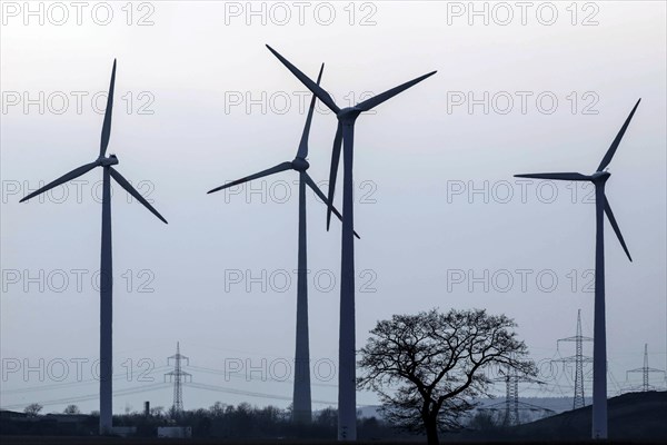 Windmills in a wind farm, Nauen, 03/03/2021