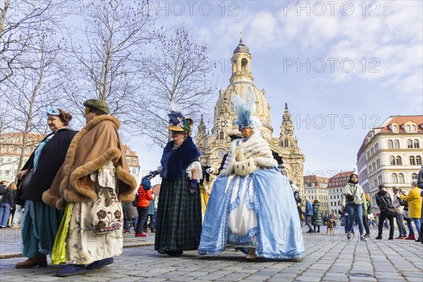 LUST & PASSION & JOY OF LIFE, for the joy of the masquerade, the Elbvenezian Carnival took place in Dresden on the weekend in front of Rose Monday. The highlight was the joint stroll through the historic centre with masks in robes in the style of the Elbe Venetian Carnival from the Neumarkt through the Altmarktgalerie, the Schlossstrasse, through the Stallhof, along the Fuerstenzug, onto the Bruehlsche Terrasse and into the Bruehlsche Garten, Dresden, Saxony, Germany, Europe