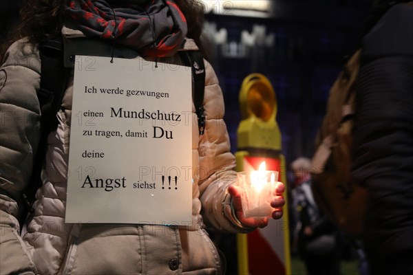 Large demonstration in Leipzig against the federal government's corona policy