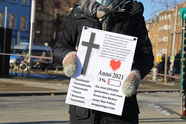 Mannheim: Demonstration against the corona measures. The demonstration was organised by an individual, not by Querdenken. The motto of the demonstration was: For freedom and fundamental rights, for free self-determination, for free vaccination decisions