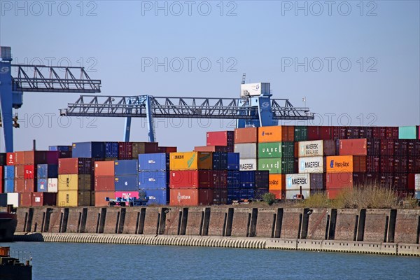 View of the Rhine harbour in Mannheim with large quantities of shipping and storage containers (Mannheim, 20/03/2020) editorial