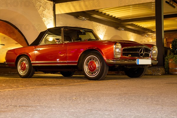 Mercedes convertible of the W 113 series (1963 to 1971), seen in Seefeld (Tyrol/Austria) on 18 October 2022