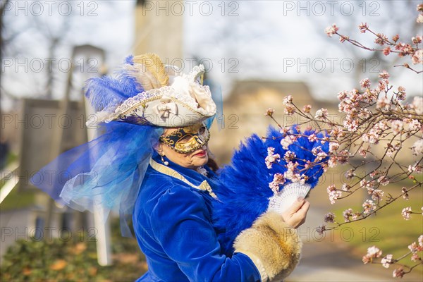 LUST & PASSION & JOY OF LIFE, for the joy of the masquerade, the Elbvenezian Carnival took place in Dresden on the weekend in front of Rose Monday. The highlight was the joint stroll through the historic centre with masks in robes in the style of the Elbe Venetian Carnival from the Neumarkt through the Altmarktgalerie, the Schlossstrasse, through the Stallhof, along the Fuerstenzug, onto the Bruehlsche Terrasse and into the Bruehlsche Garten, Dresden, Saxony, Germany, Europe